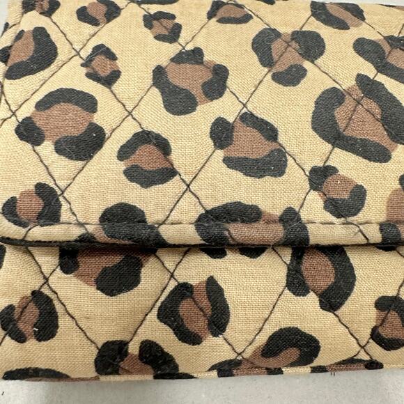 Vera Bradley leopard print quilted cotton RFID trifold wallet snap closure - Picture 2 of 11